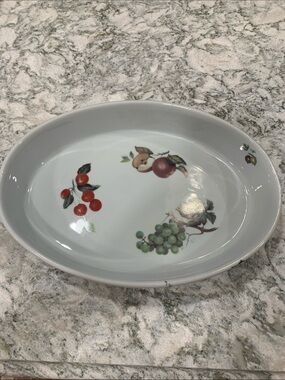 Cordon Bleu B.I.A. Oval Casserole Dish Fruit Pattern